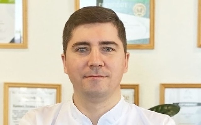 Ахметсагиров Руслан Владимирович